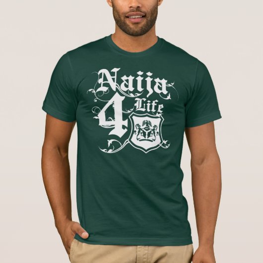 ナイジェリアの紋章付き外衣とのNaija4lifeのデザイン Tシャツ (正面)