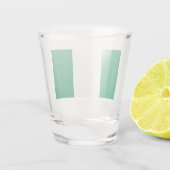 ナイジェリア国旗を掲げた愛国的なショットグラス ショットグラス (裏面)