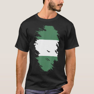 ナイジェリア土産婦国男性へ旗 Tシャツ