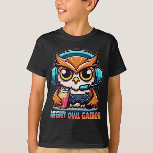 ナイトオウルゲーマーマスコット楽しいゲームイラスト Tシャツ (正面)