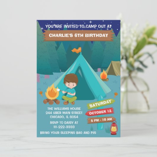 ナイトキャンピングバースデーパーティー茶色の髪の男の子Invita 招待状 (スタンド正面)