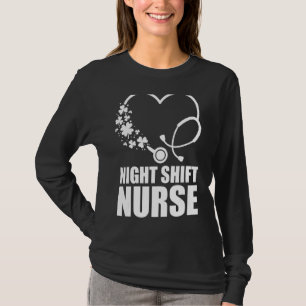 ナイトシフトナースセントパトリックSデイステソスコープHea Tシャツ