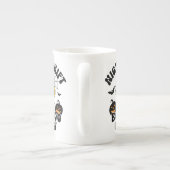 ナイトシフトナースマグ – BOO BOOクルー幽霊 ボーンチャイナマグカップ (裏面)