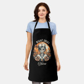 ナイトシフトナースミームハロウィンヘルスケアフローラ エプロン (着用した状態)