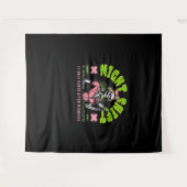 ナイトシフトナース – 全国ナース週間ギフトアイディア タペストリー (正面(横))