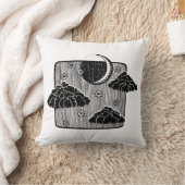 ナイトスカイハーフムーンクラウドハンドドローイラストレーション クッション (ブランケット)