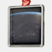 ナイトタイムファーノーザンヨーロッパ メタルオーナメント (左)