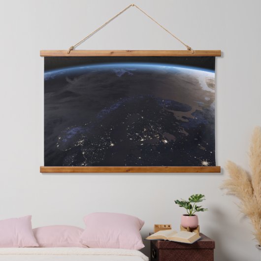 ナイトタイムファーノーザンヨーロッパ 吊り下げ型タペストリー (寝室)