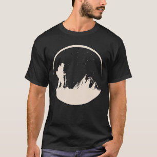 ナイトハイキング 星 山々 Tシャツ