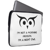 ナイトフクロウ ラップトップスリーブ (正面右)