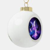 ナイト蝶の背景 セラミックボールオーナメント (左)