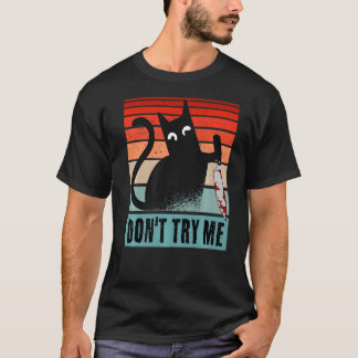 ナイフのハロウィーン猫とムーディキャットを試してみない Tシャツ
