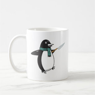 ナイフのTシャツを着たペンギン コーヒーマグカップ