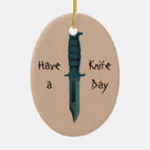 ナイフはナイフ日を過します セラミックオーナメント (正面)