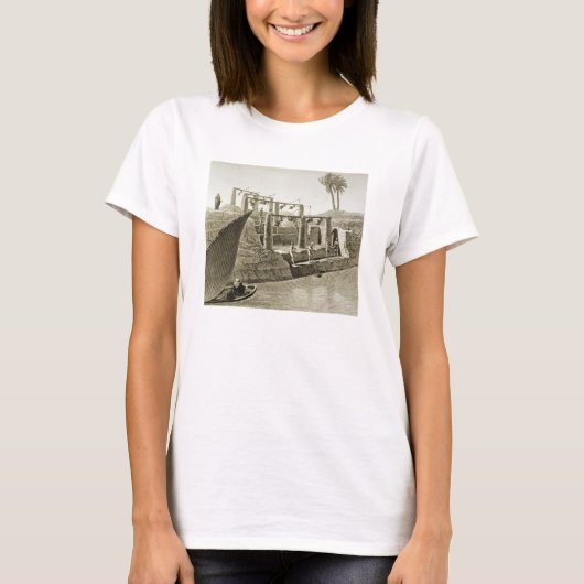 ナイルから水を集める，ヴォルムからプレート6 Tシャツ (正面)