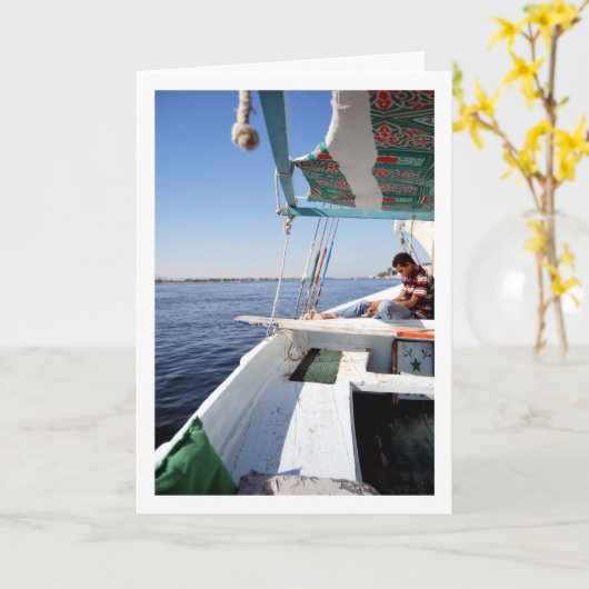 ナイル川をクルージング、ルクソール カード (黄色い花)