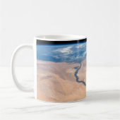ナイル川、紅海地中海の海。 コーヒーマグカップ (左)