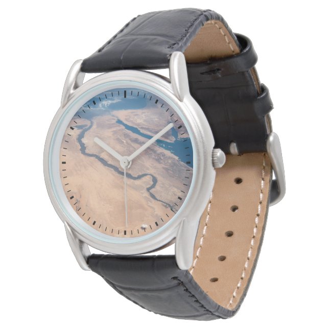 ナイル川、紅海地中海の海。 腕時計 (アングル)