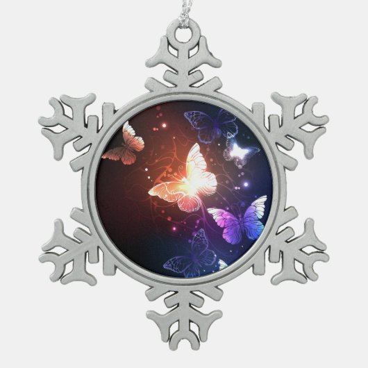 ナイ白熱［赤熱］光を放つトチョウ スノーフレークピューターオーナメント (正面)