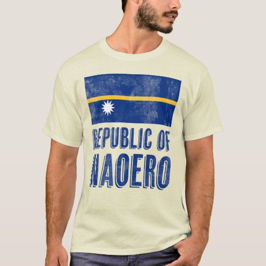 ナオエロ共和国の旗 グランジ Tシャツ (正面)