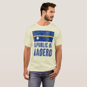 ナオエロ共和国の旗 グランジ Tシャツ (正面フル)