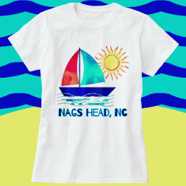 ナグズヘッドNC水かわいらし色セーリングボート Tシャツ