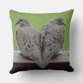 ナゲキバト クッション (裏面)