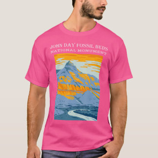 ナショナルモニュメントオレゴンキャンピングハイキング Tシャツ