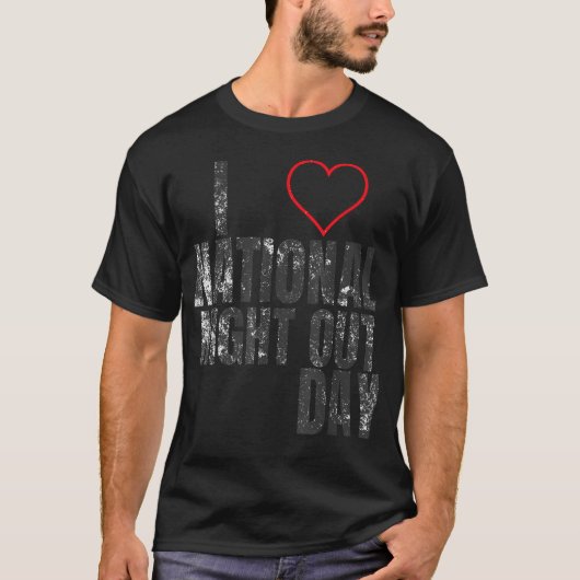 ナショナル・ナイト・アウトが好き Tシャツ (正面)