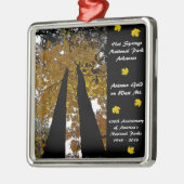 ナショナル・パーク100年ホット春秋金ゴールド メタルオーナメント (左)