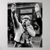 ナチスの侵略で泣くサデテンランドの女性 ポスター (正面)