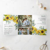 ナチュラルなひまわりとユーカリの写真コラージュ結婚式 三つ折り招待状 (内部)