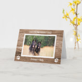 ナチュラルな木製犬小屋の犬パパ写真 父の日のギフト カード (黄色い花)