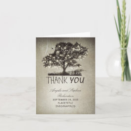 ナチュラルな紐の照明が飾られた木の感謝カード サンキューカード