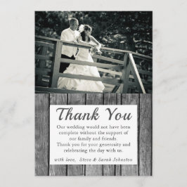 ナチュラルな結婚式の写真を使った感謝カード サンキューカード