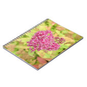 ナチュラルフラワーハート – 矢印でピアス。 ノートブック (左側)