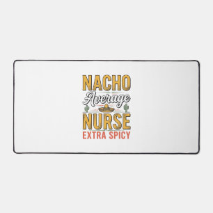ナチョ平均看護師エクストラスパイシーヴィンテージTシャツデザイン デスクマット