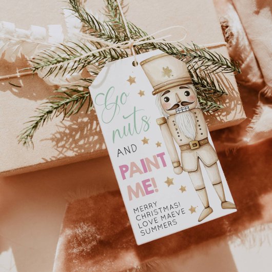 ナッツを塗ってクリスマスの子供用衣装を作ろう! ナッツの兵隊タグ ギフトタグ