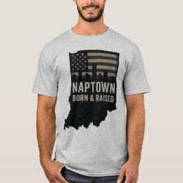 ナップタウンインディアナ生まれ育ちTシャツ Tシャツ