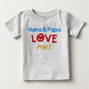 ナナおよびパパは私を愛します ベビーTシャツ