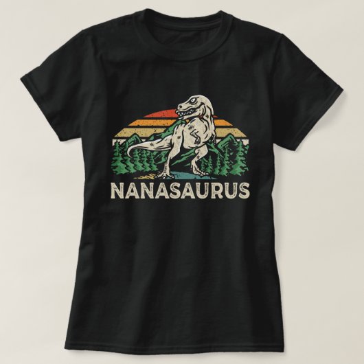 ナナサウルス恐竜Tレックスナナサウルス祖母 Tシャツ (デザイン正面)