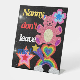 ナニー離れだ！ 台座サイン