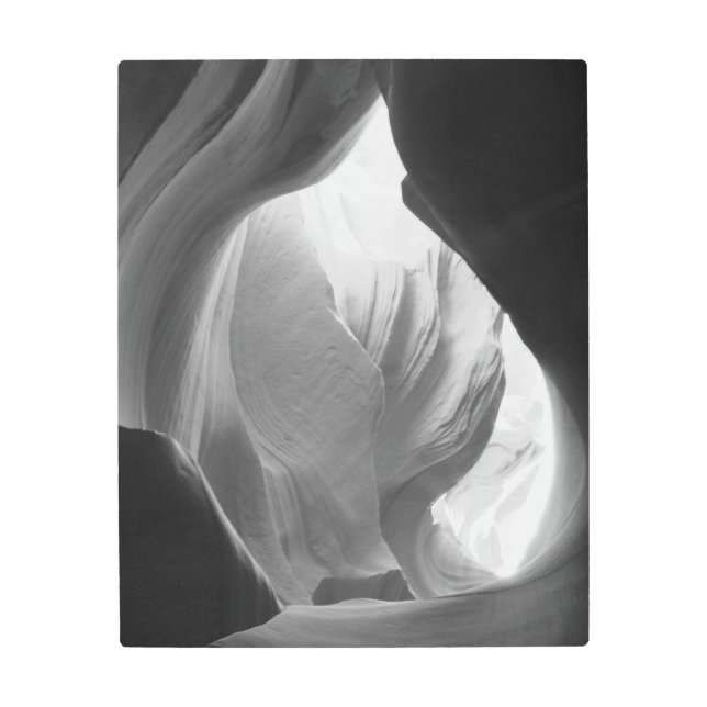 ナバジョアッパーアンテロープキャニオン(B&W) - メタルプリント (正面)