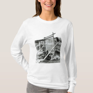 ナバホー人の織工、c.1914 tシャツ
