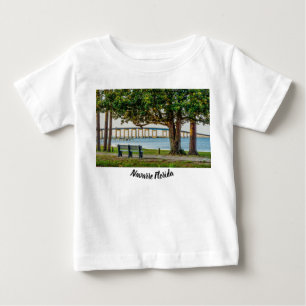 ナバラパークベンチアンドブリッジベビートドラーTシャツ ベビーTシャツ