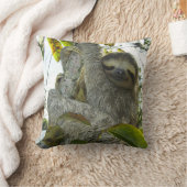 ナマケモノのように生きる クッション (ブランケット)