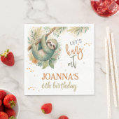 ナマケモノの子供の誕生日をお祝いしよう スタンダードランチョンナプキン (インサイチュ)
