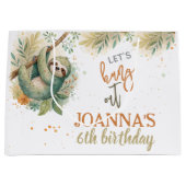 ナマケモノの子供の誕生日をお祝いしよう ラージペーパーバッグ (正面)