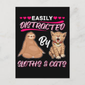 ナマケモノや猫に気を取られる少女たち ポストカード (正面)