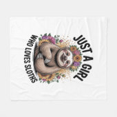 ナマケモノを愛する女の子 フリースブランケット (正面(横))